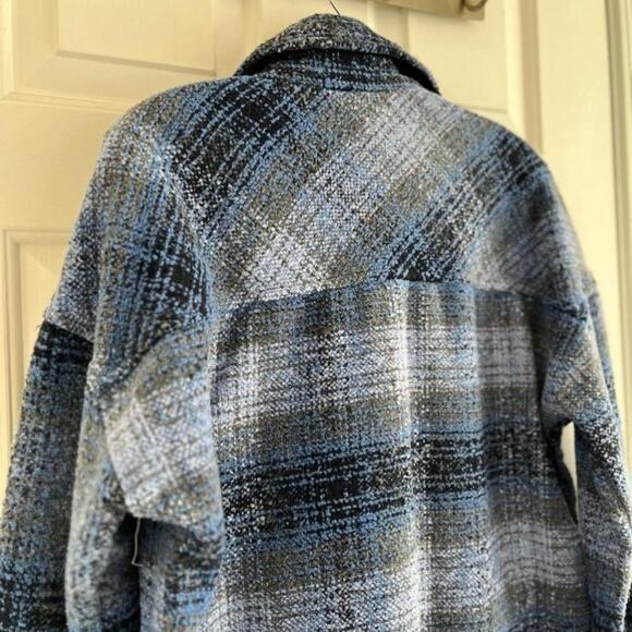 🚓 Britney Longline Shacket Blue Plaid Small - Picture 11 of 13